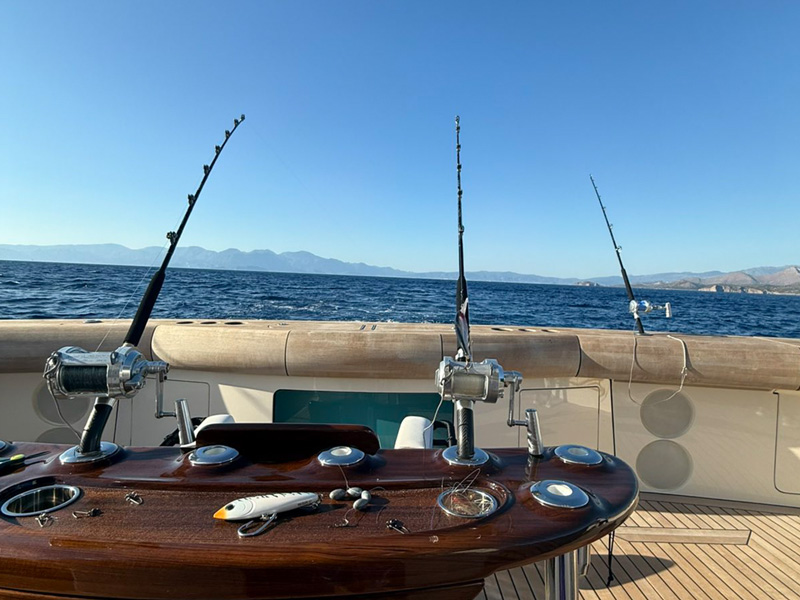 gofishing yacht